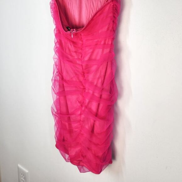 NWT Pretty Little Thing Bright Neon Pink Mini Dress Size 4 Boning Ruching Y2K - Picture 8 of 9